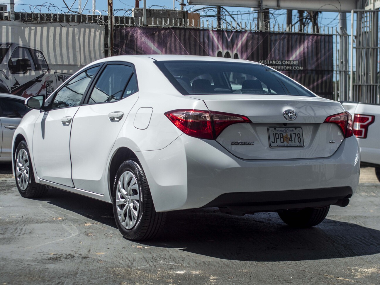 Toyota Corolla White 2019