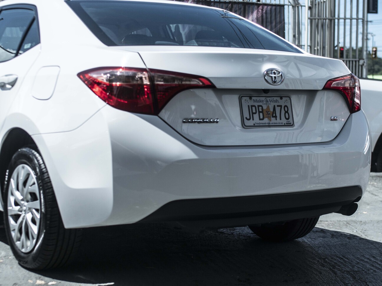 Toyota Corolla White 2019