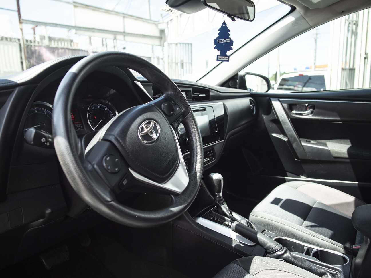 Toyota Corolla White 2019