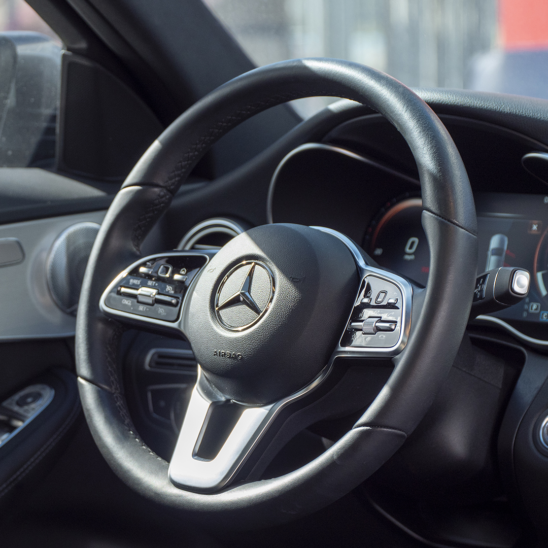 Mercedes Benz 300 2021