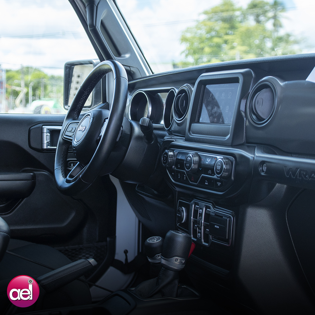 Jeep Wrangler 2021 White