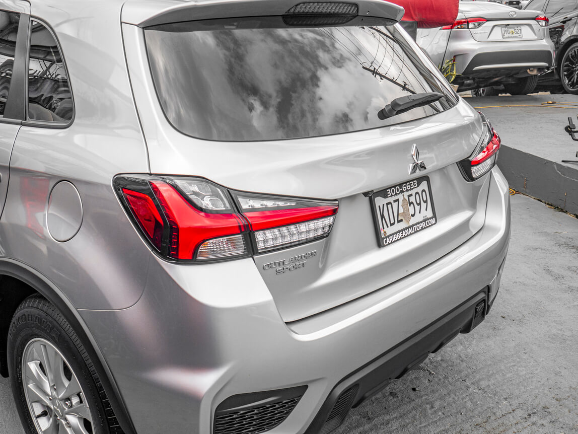 Mitsubishi Outlander 2023