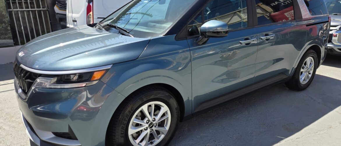 Kia Carnival LX 2023