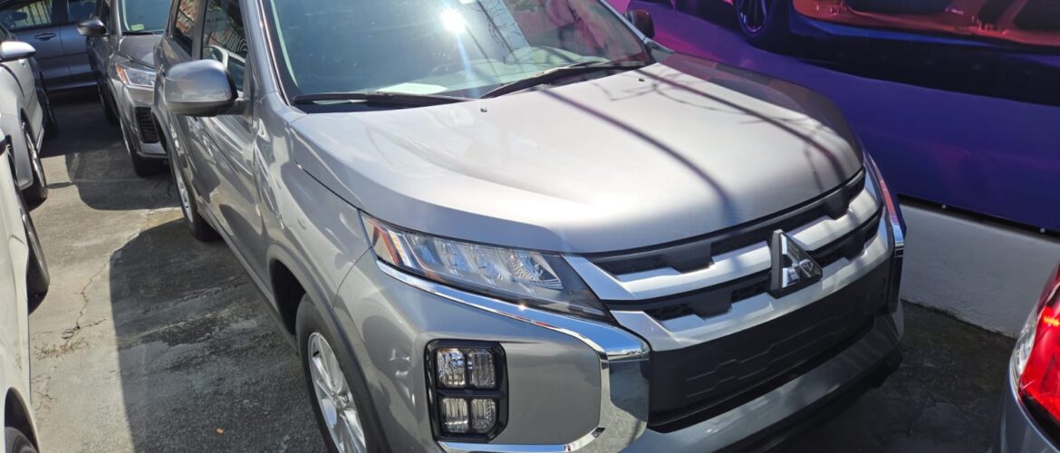 Mitsubishi Outlander 2023